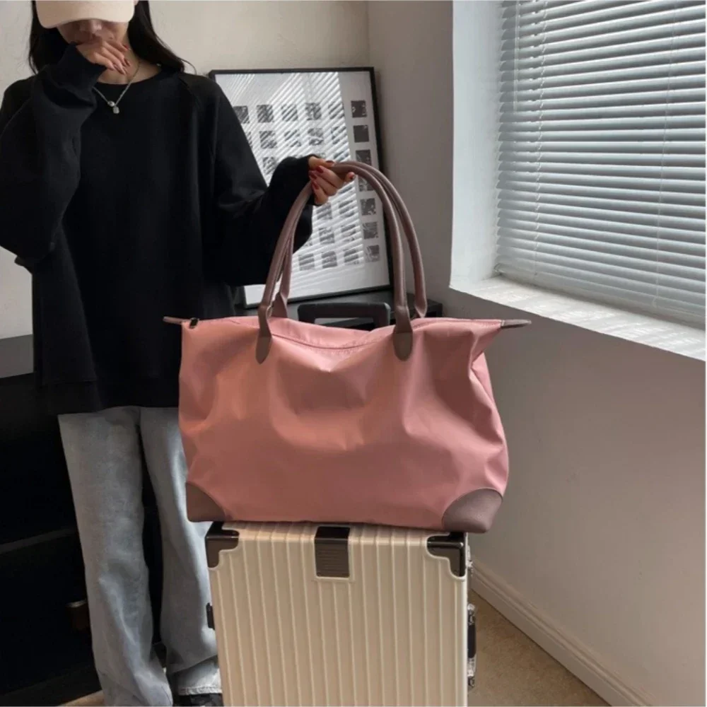 大容量で軽量なレディース旅行用バッグ。濡れたものと乾いたもの - Dry Bag Waterproof のレビューと価格